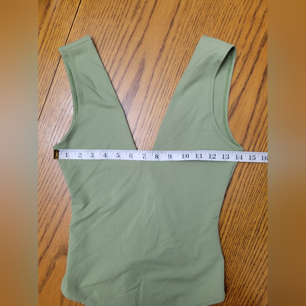 NWT Free People Intimately Keep It Sleek V-neck Bodysuit Oasis Green Size Small - Picture 8 of 11